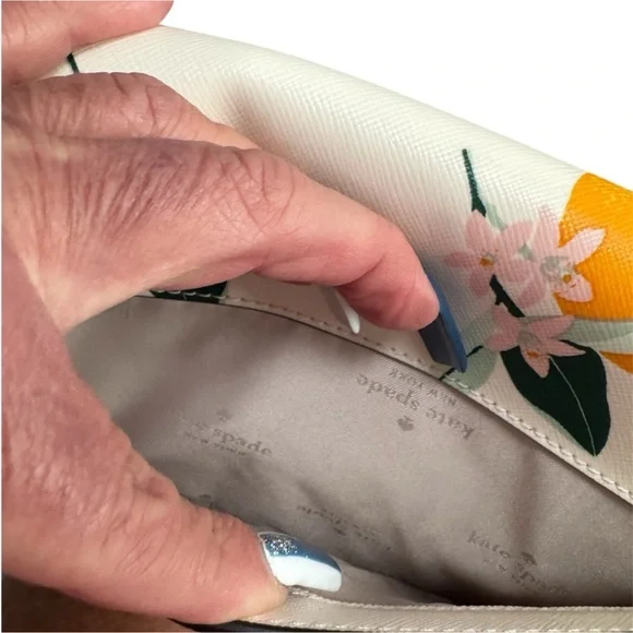 NWT Kate Spade Cream and Orange Floral Cross Body - Picture 5 of 8